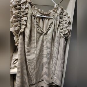 BNWOT WHBM Cap Sleeve Blouse